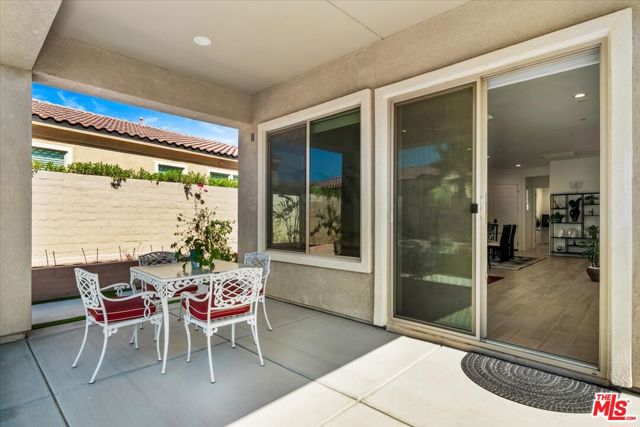 43 Zinfandel, Rancho Mirage CA: https://media.crmls.org/mediaz/7e9187c3-7d8b-4ab6-9a8e-319ab4496e08.jpg