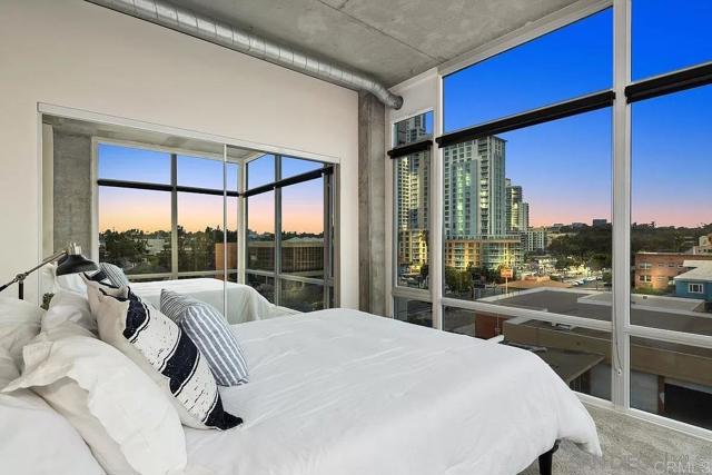 Image 11 of 24 For 1080 Park Boulevard 607