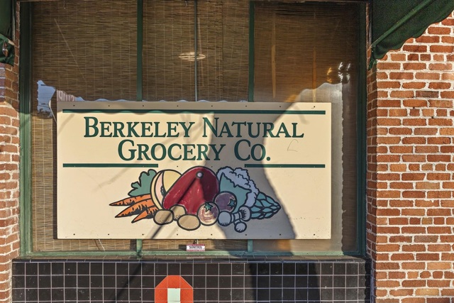 Image 45 of 49 For 1447 Kains Ave