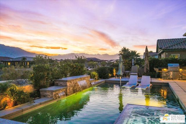 61 Zinfandel, Rancho Mirage CA: https://media.crmls.org/mediaz/7e938694-2395-4a2c-a71f-f33b590f10c1.jpg