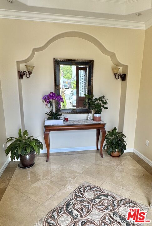 458 S Clark Drive, Beverly Hills CA: https://media.crmls.org/mediaz/7e938ebe-717a-44c6-b3c0-26db9401adc6.jpg