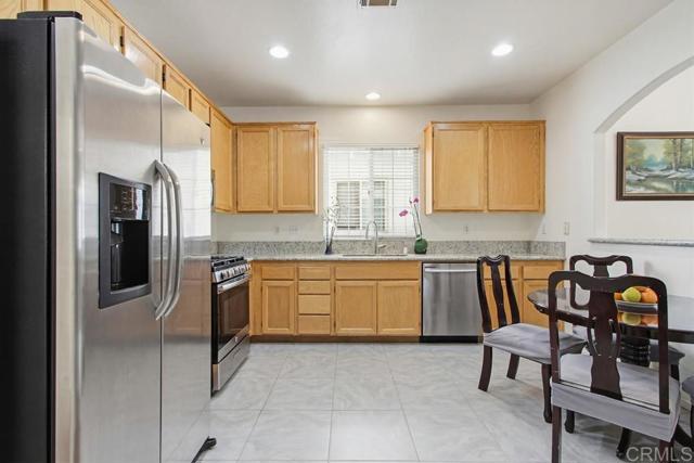 Detail Gallery Image 16 of 37 For 4002 Craven Rd #4,  Oceanside,  CA 92057 - 3 Beds | 2/1 Baths