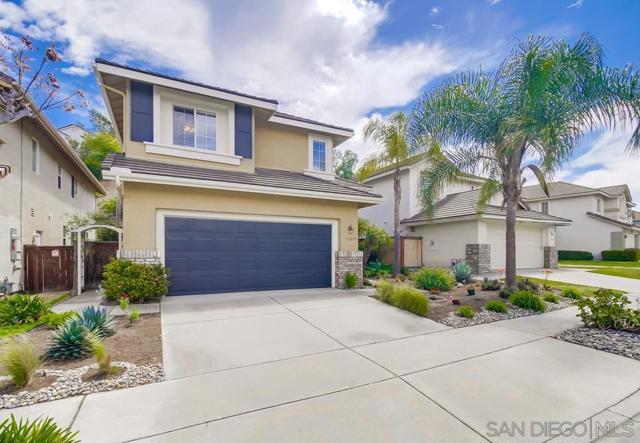 13837 Fontanelle Pl, San Diego CA: https://media.crmls.org/mediaz/7e949fc5-dbdd-4feb-a410-6e1bbc11b9f6.jpg