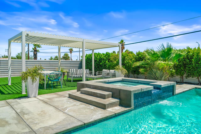 835 Rosa Parks Road, Palm Springs CA: https://media.crmls.org/mediaz/7e95a466-a68d-4f96-96ae-88f4f24f2e4a.jpg
