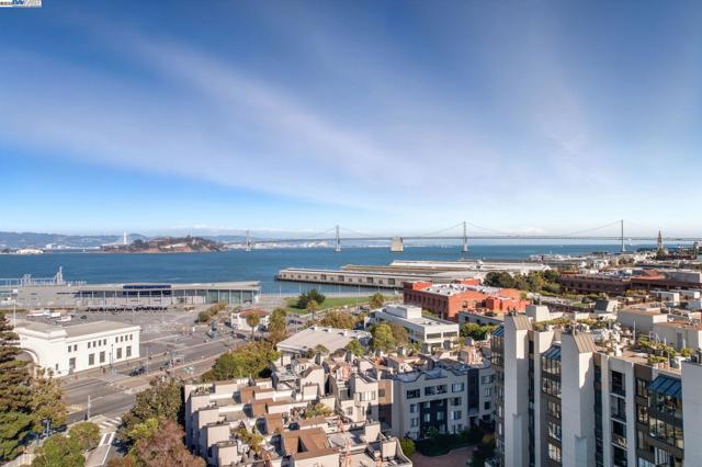 156 Lombard St, San Francisco CA: https://media.crmls.org/mediaz/7e9626e9-c03d-4af9-b2d1-a527453dd474.jpg