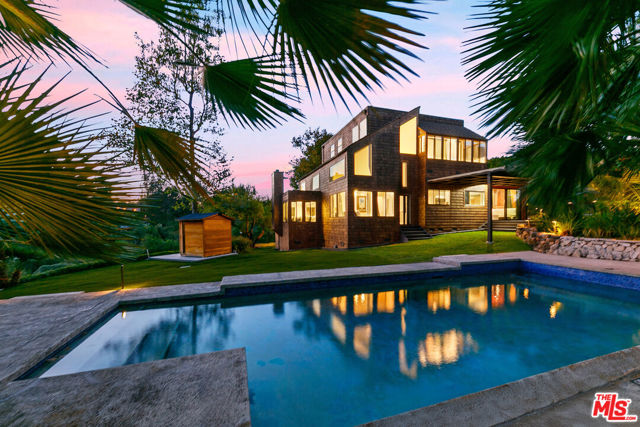 6649 Zumirez Drive, Malibu, CA 90265