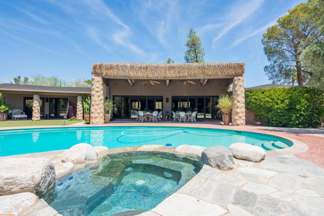 73297 Grapevine Street, Palm Desert CA: https://media.crmls.org/mediaz/7e9734b5-1517-4b93-9ba8-638821d60964.jpg