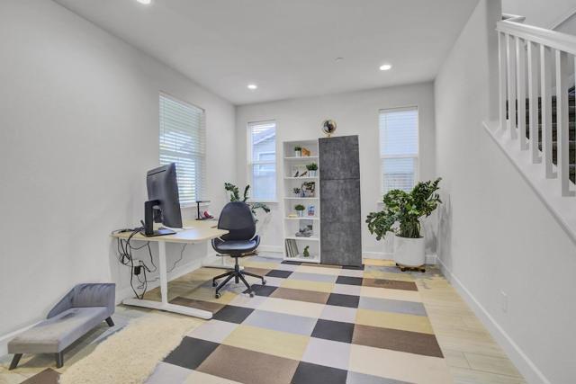 871 Cordoba Way, Hollister CA: https://media.crmls.org/mediaz/7e97741e-bc2b-4953-b6ba-30f2d6de51eb.jpg