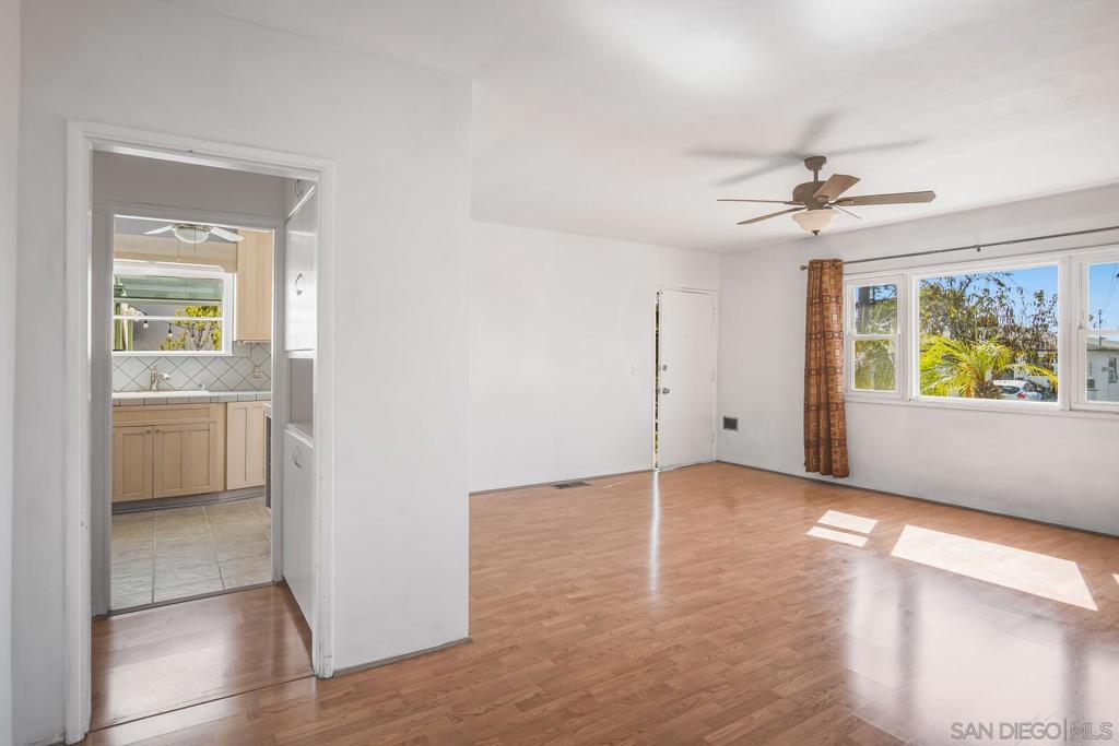 5040 Raymond Place - photo 7