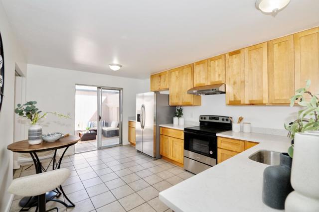 4210 Comet Circle, Union City CA: https://media.crmls.org/mediaz/7e98ee60-9e4d-40c0-a250-dc57beb41ce7.jpg