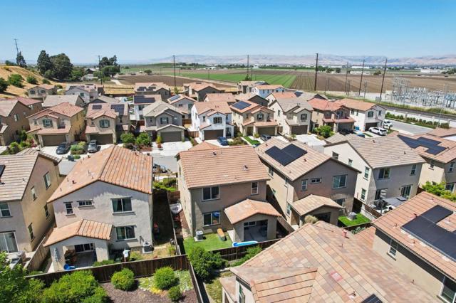 545 Shearwater Street, Hollister CA: https://media.crmls.org/mediaz/7e9ba25f-4e2e-482f-a3df-bf22d2d10406.jpg