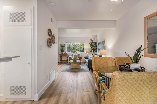 151 Del Mar Shores Terrace, Solana Beach CA: https://media.crmls.org/mediaz/7e9bc9f4-848e-4ecf-85e7-10e23d584ff6.jpg