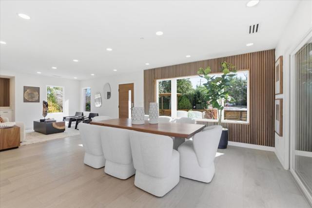 655 Washington Street, Los Altos CA: https://media.crmls.org/mediaz/7e9c76b3-1af4-4502-88c3-23ba11010adb.jpg