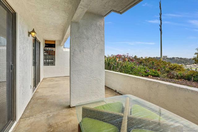 6745 Fashion Hills Blvd., San Diego, California 92111, 3 Bedrooms Bedrooms, ,2 BathroomsBathrooms,Condominium,For Sale,Fashion Hills Blvd.,240027666SD