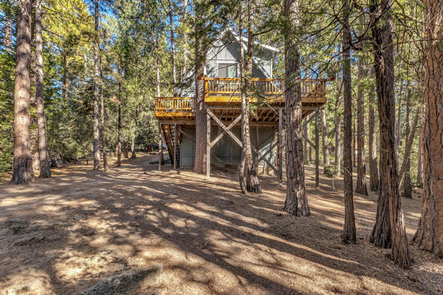52402 Pine Ridge Road, Idyllwild CA: https://media.crmls.org/mediaz/7e9caa7b-f74f-4b4a-8e22-dac33a205ebb.jpg