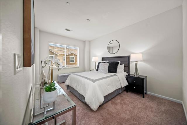 2759 Lavender Terrace, San Jose CA: https://media.crmls.org/mediaz/7e9d0497-bad7-442b-aa83-e798cc226979.jpg