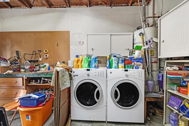 39672 Blacow Rd, Fremont CA: https://media.crmls.org/mediaz/7e9d9fe2-0002-4f52-8e01-fd31d40069fa.jpg