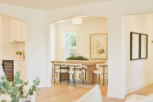 Detail Gallery Image 12 of 63 For 1045 Tarento Dr, San Diego,  CA 92107 - 4 Beds | 4 Baths