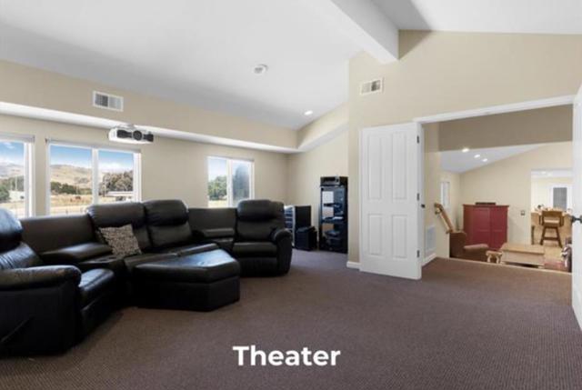 19963 Hale Avenue, Morgan Hill CA: https://media.crmls.org/mediaz/7e9dd132-f552-4bd9-a75d-977997592e23.jpg