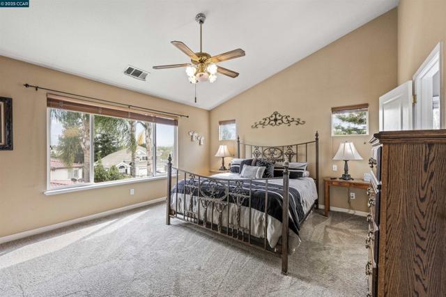 713 Tennyson Dr, Livermore CA: https://media.crmls.org/mediaz/7e9e3db3-3419-4d0e-9435-e1825c70e69a.jpg