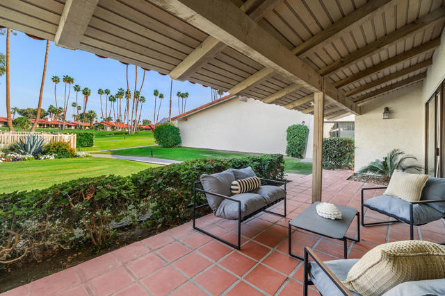 49835 Adelito Drive, La Quinta CA: https://media.crmls.org/mediaz/7e9e4b0a-a6c5-42a0-a4af-2bd1e21b8d9b.jpg