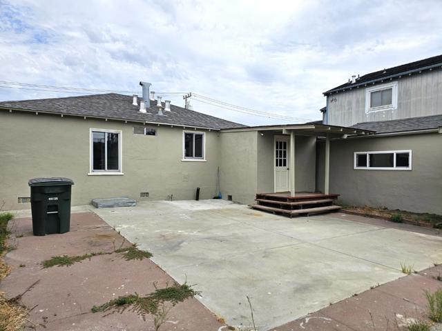 335 Cuardo Avenue, Millbrae CA: https://media.crmls.org/mediaz/7e9e704e-0c9a-48a3-ac5f-99c2e7f18559.jpg