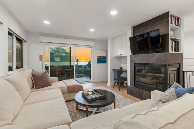 Image 2 of 24 For 1923 San Elijo Avenue 4