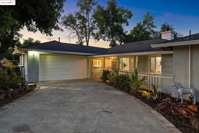 1555 Terry Way, Pleasant Hill CA: https://media.crmls.org/mediaz/7ea0c35e-e591-48ba-871c-f7aec5298167.jpg
