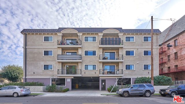 Image 3 for 901 S Gramercy Dr #206, Los Angeles, CA 90019