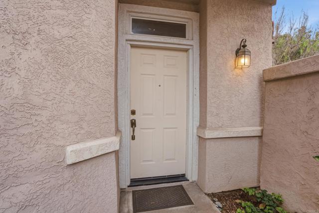 Detail Gallery Image 4 of 5 For 9630 Capricorn Way, San Diego,  CA 92126 - 3 Beds | 2/1 Baths