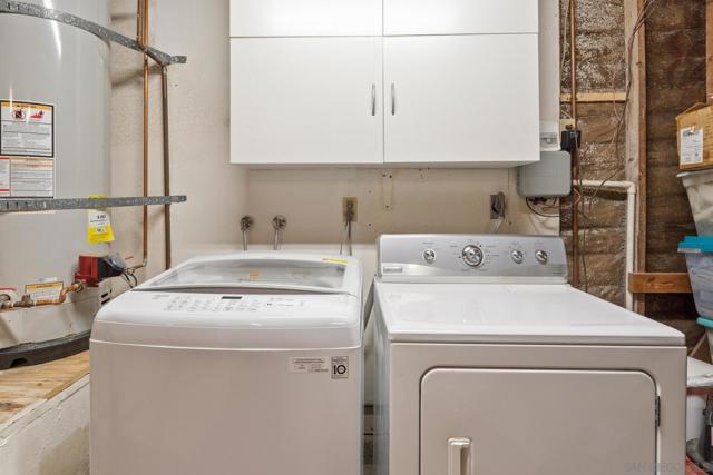 1745 Tamarack Ave, Carlsbad CA: https://media.crmls.org/mediaz/7ea22bfd-2aa7-4267-9ca9-4f2da13c99eb.jpg