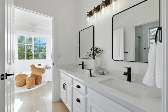 8 Parkgrove Drive, South San Francisco CA: https://media.crmls.org/mediaz/7ea2cf71-6017-4f5c-862f-e807b5d2d99a.jpg