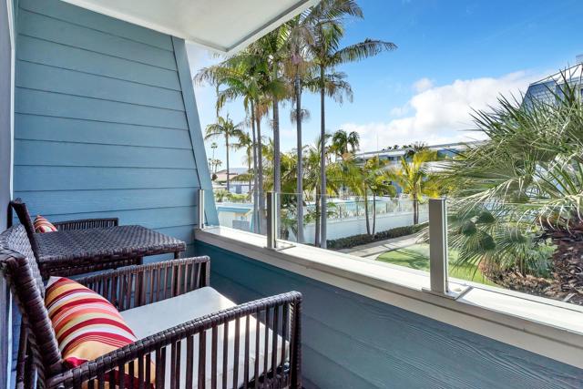50 Montego Ct, Coronado CA: https://media.crmls.org/mediaz/7ea2d9df-0130-43f6-a33d-1dac62cc96a2.jpg