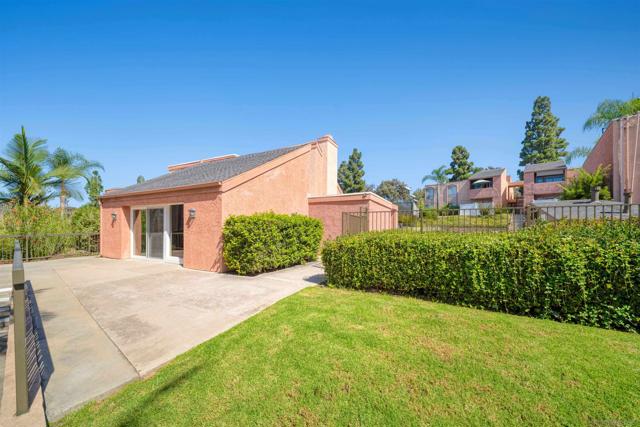 7760 Margerum Avenue, San Diego CA: https://media.crmls.org/mediaz/7ea2f95a-6128-4fc0-80cd-60909fd25aa7.jpg