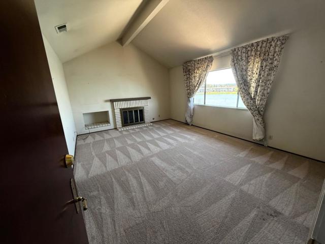 159 Port Royal Avenue, Foster City CA: https://media.crmls.org/mediaz/7ea3538d-4040-474f-8537-9ad6ef2d640f.jpg