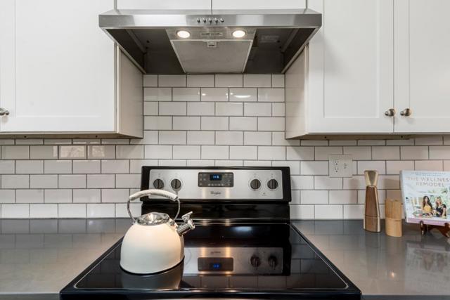 1 Laurel Street, San Carlos CA: https://media.crmls.org/mediaz/7ea426af-136d-4fca-9194-ba737fecddd5.jpg