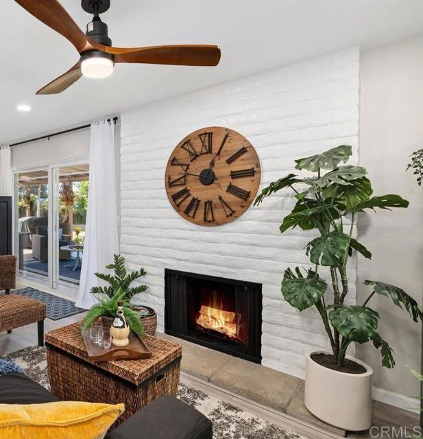 Detail Gallery Image 3 of 42 For 3542 Governor Dr, San Diego,  CA 92122 - 5 Beds | 3 Baths