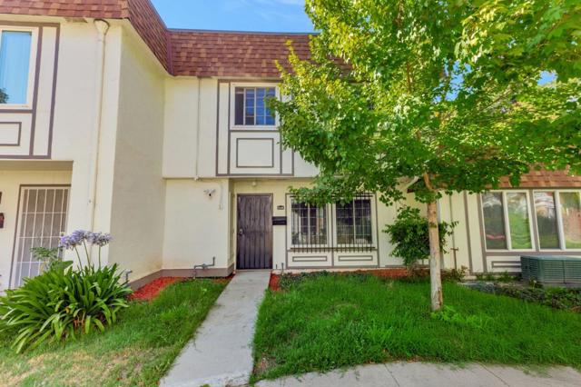 240 Irazu Court, San Jose CA: https://media.crmls.org/mediaz/7ea67222-31e7-4d77-bb29-04a7447622be.jpg