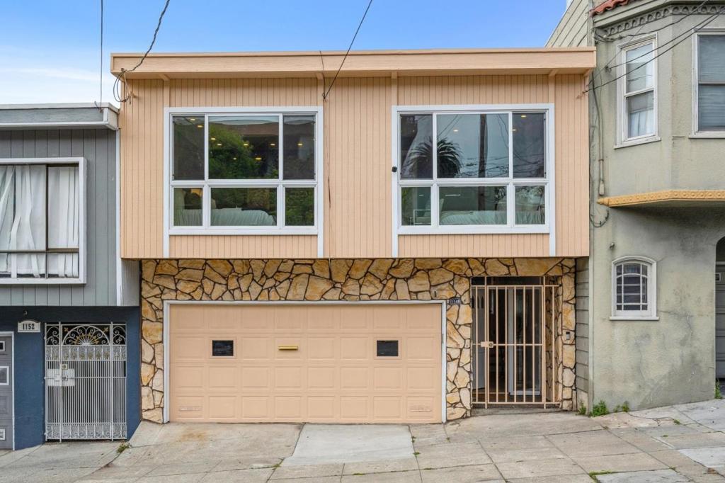 1148 Jamestown Avenue