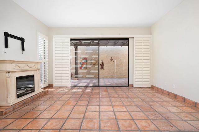 4837 S Winners Circle #A, Palm Springs, CA 92264