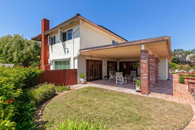 5353 Westknoll Dr, San Diego CA: https://media.crmls.org/mediaz/7ea82f20-c3ec-411c-a2e8-5fe875e5adf0.jpg