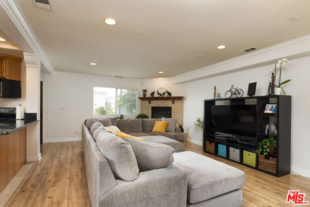 4535 W 168th Street, Lawndale CA: https://media.crmls.org/mediaz/7ea9166c-590e-4740-b6a4-4262ed7c6bd2.jpg