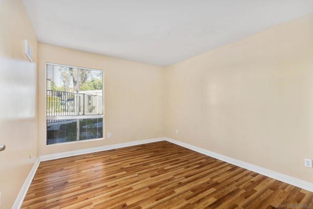 830 W Lincoln Ave, Escondido CA: https://media.crmls.org/mediaz/7ea97cd0-62c0-4fd6-bfa0-7751cd38ce3f.jpg