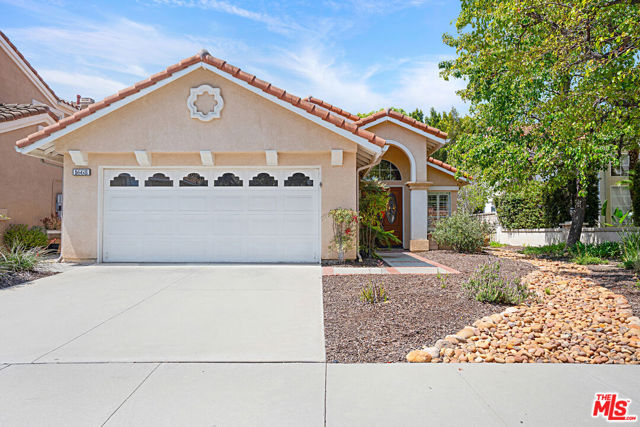 1668 Fox Springs Circle, Newbury Park CA: https://media.crmls.org/mediaz/7eaa24d7-ebf6-4a08-b3ae-fbaa53e21e61.jpg