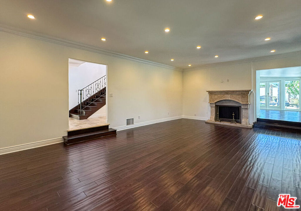 455 S Rodeo Drive — image 1