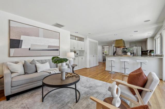 20717 Meadow Oak Road, Saratoga CA: https://media.crmls.org/mediaz/7eacc860-1a6b-4120-9446-758372adb86e.jpg