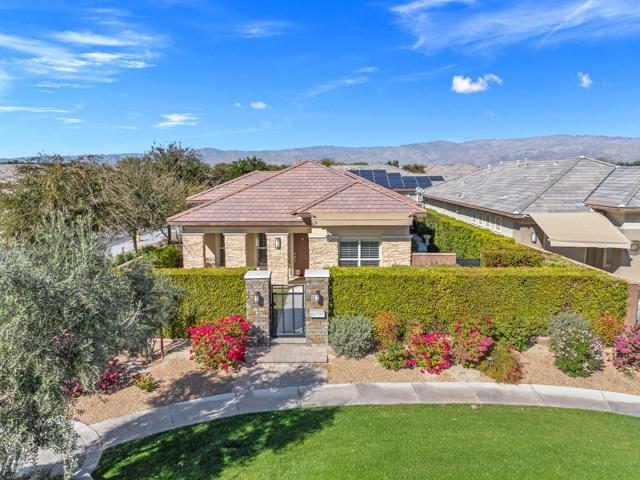 Image 55 of 69 For 82707 Woodcreek Court