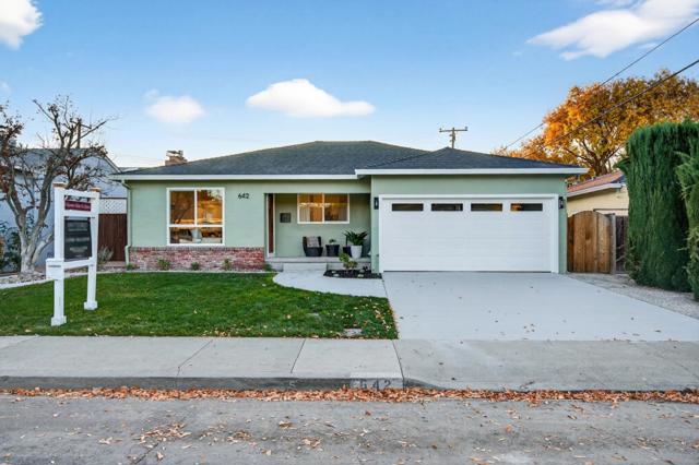 642 Salberg Avenue, Santa Clara CA: https://media.crmls.org/mediaz/7eae6923-0dbc-4429-9183-eb9dd65b0393.jpg