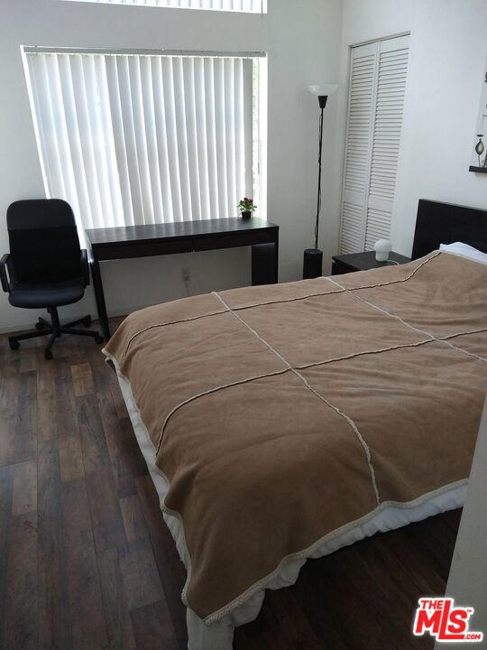 8613 Franklin Avenue, Los Angeles CA: https://media.crmls.org/mediaz/7eaf15a9-4614-47e9-9296-40d4559cb9ca.jpg