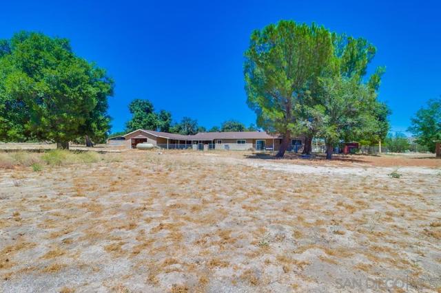 2920 Ribbonwood Rd, Boulevard CA: https://media.crmls.org/mediaz/7eb067e7-39b2-4c0f-ab5b-d33874126f33.jpg
